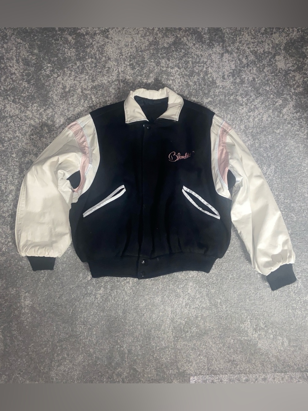 Rare Blondies NYC sports bar Vintage Bomber Jacket ladies Large